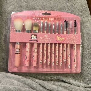 Brand New Makeup Brushes